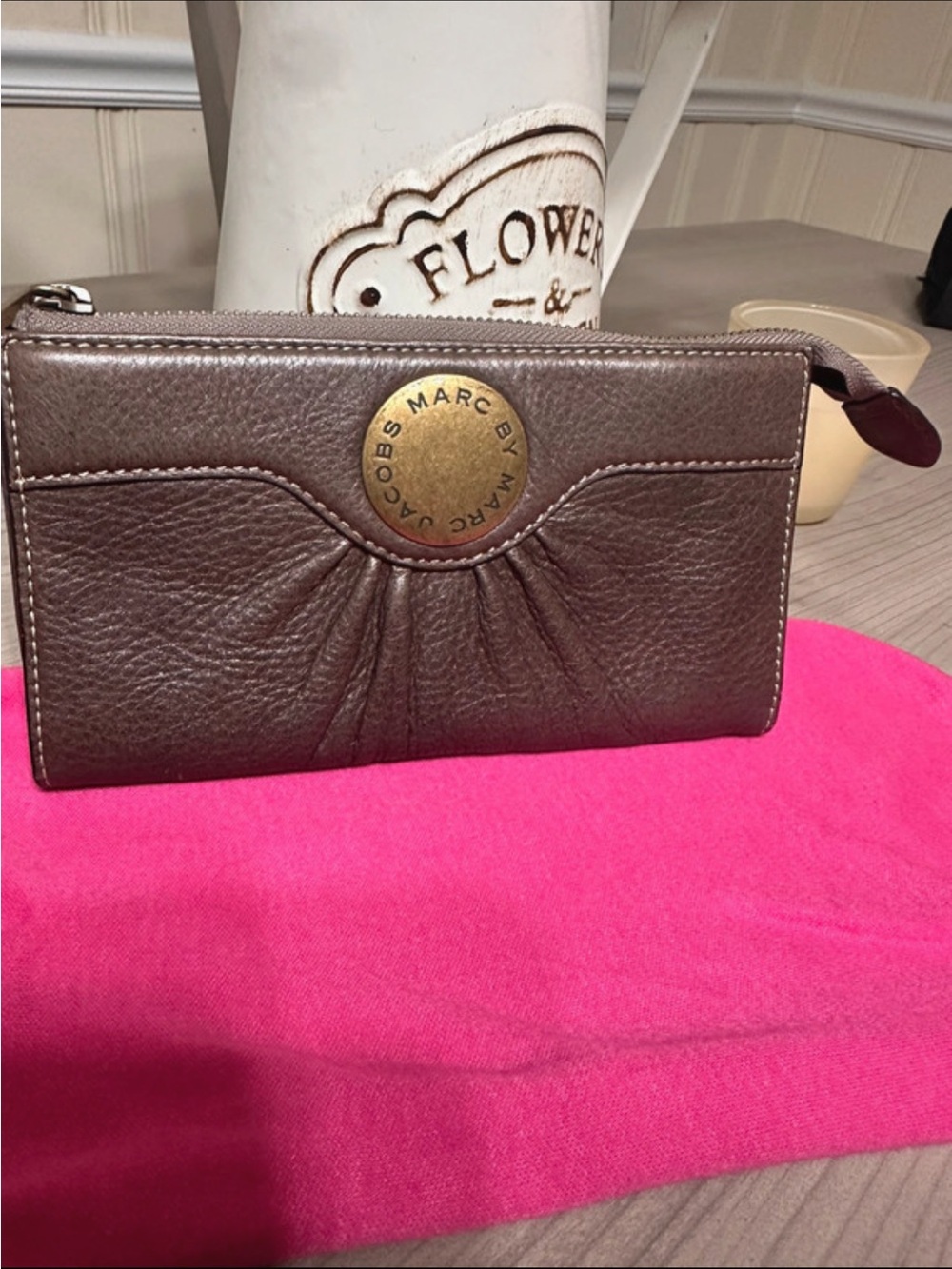 Marc by Marc Jacobs Chocolate Brown Leather Zip Clutch Wallet